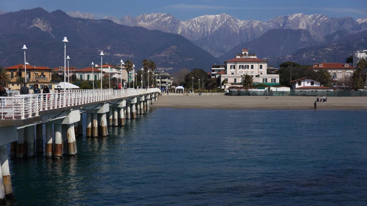 Casa Violetta Bed & Breakfast Marina di Massa Zewnętrze zdjęcie